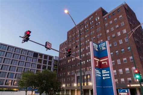 Mt sinai hospital chicago - Information for Patients and Visitors. At The Mount Sinai Hospital, we strive to make your stay as pleasant as possible. We provide a wide range of services for patients and their loved ones for before, during, and …